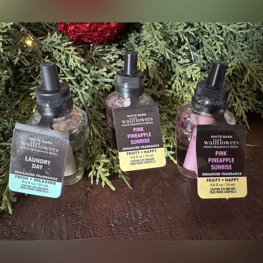 White Barn Pink Pineapple Sunrise (2) and Laundry Day (1) Wallflower Refill